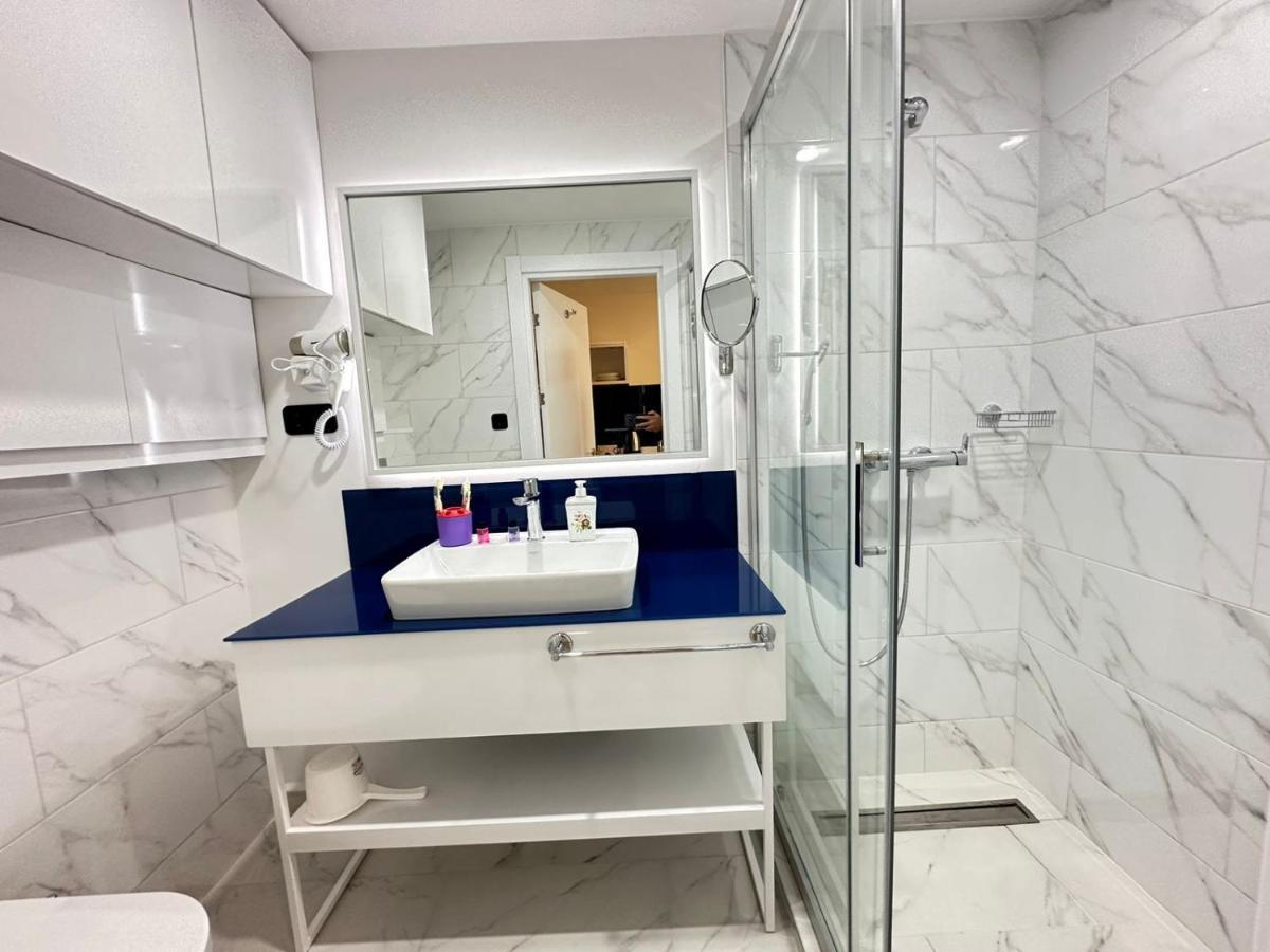 Orbi City Batumi Aparthotel Exteriér fotografie